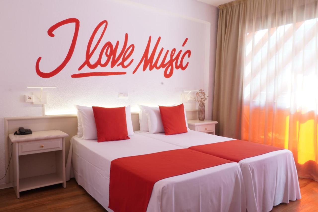 Lloret Vibe Affiliated By Fergus (Adults Only) Lloret de Mar Exterior foto