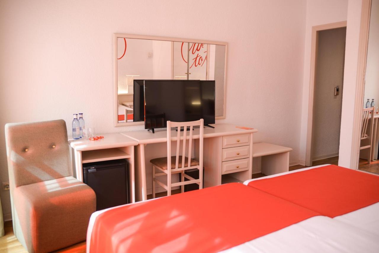 Lloret Vibe Affiliated By Fergus (Adults Only) Lloret de Mar Exterior foto